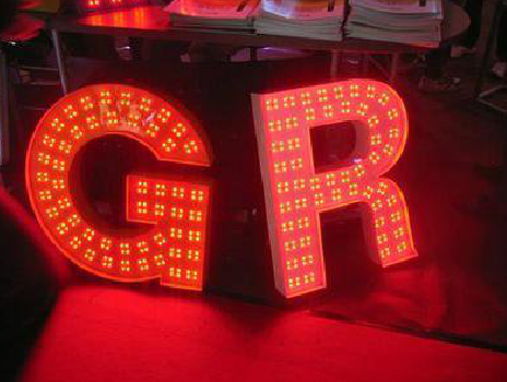 辰溪LED发光字有哪些优势？