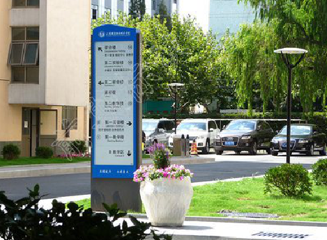 辰溪哪些因素影响宣传栏的制作？